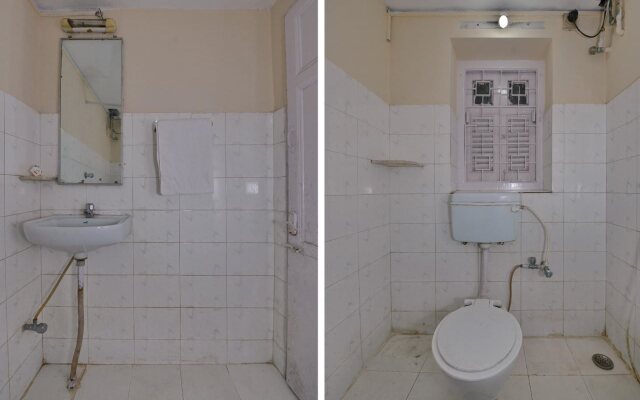 OYO 10826 Sona Guest House