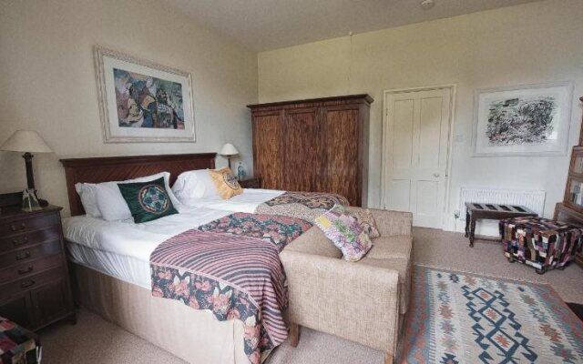 Heyford House Bed & Breakfast