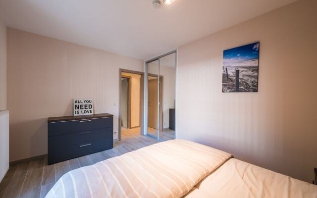 Moorea City Center Apartment