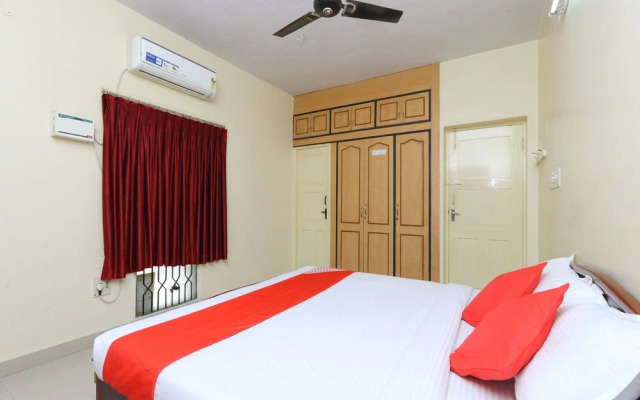 OYO 2704 Apartment Anna Salai