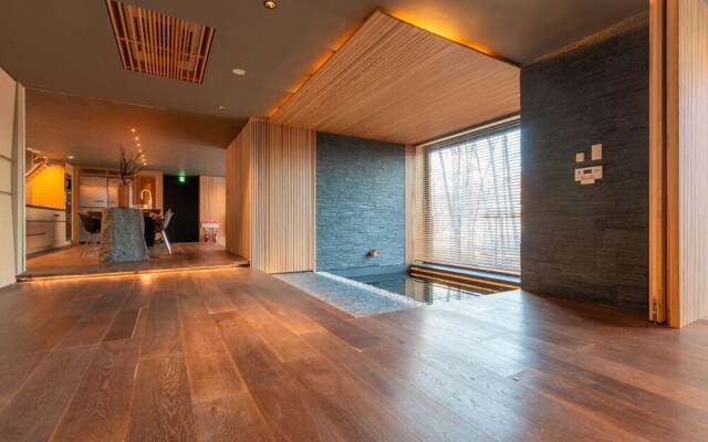 Hideaway on Escarpment by H2 Life