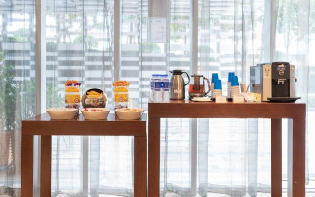 Holiday Inn Express Shanghai Jinsha by IHG