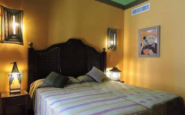 Pension Lineros 38