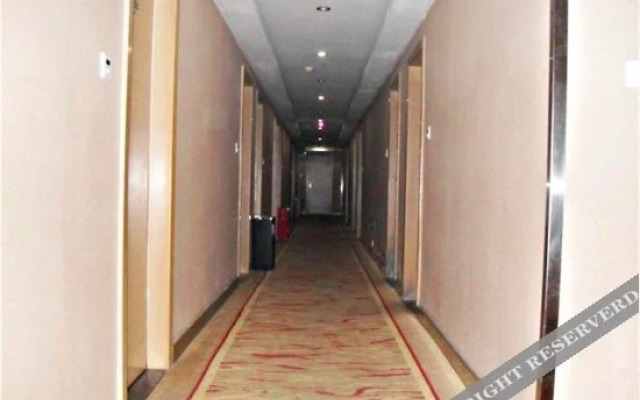 Zhenghe Business Hotel