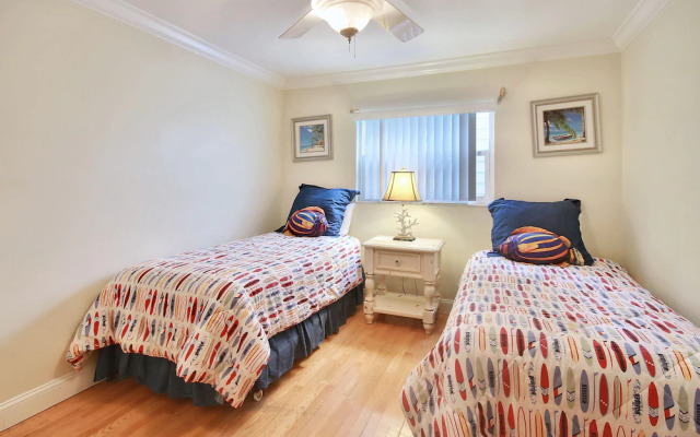 Sunset Villas 1 Beachfront/awesome Views/pool/bbq