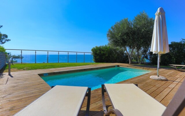 Kalma Villa Exi in Moudania