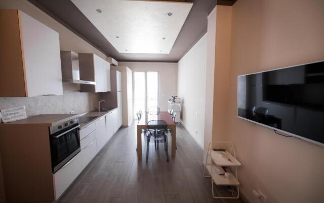 Garda Fantasy Apartment - JACUZZI