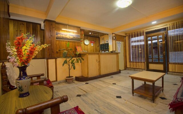 Manakamna Residency