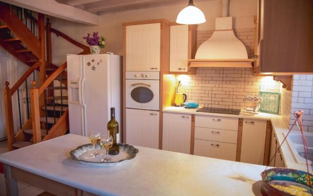 Traditional House in the Centre of Vasiliki