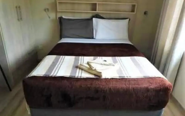 2 Bed Apartment With En-suite Kitchenette - 2065