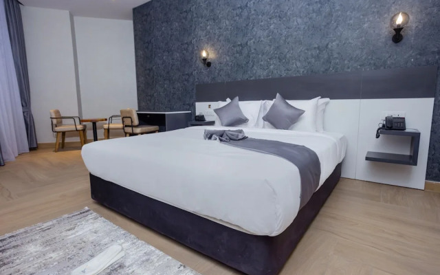 Shitaye Suite Hotel