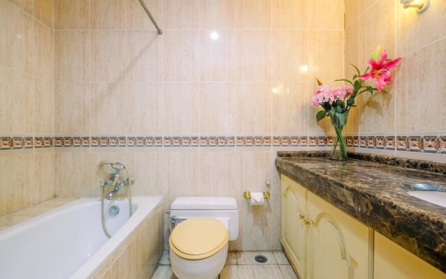 Spacious with Strategic Place @ 2BR Kusuma Chandra Apartment