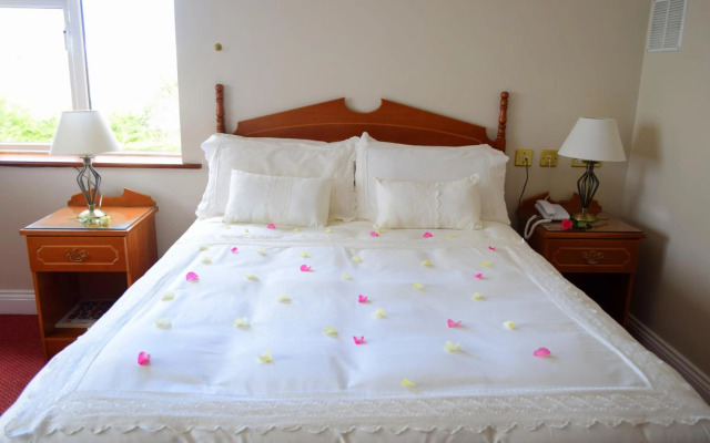The Rhu Glenn Hotel