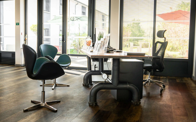 Sure Hotel by Best Western Les Portes de Montauban