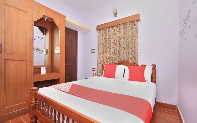 OYO 13597 Travel Stay Residency