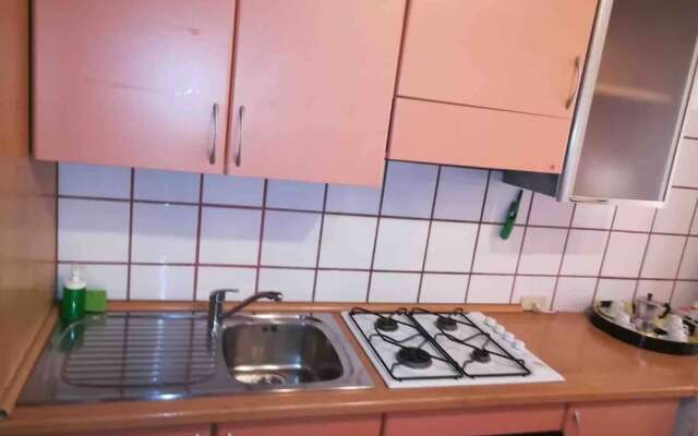 Apartment 6