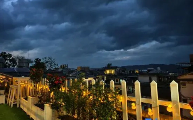 Chenxing Xiaoyuan Light Luxury Homestay (Dali Ancient City Branch)