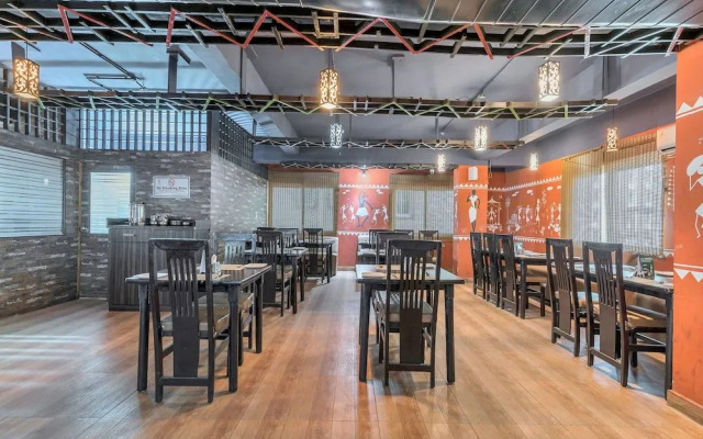 OYO 11969 Lotus Grand