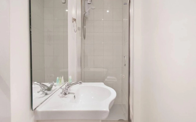 Livestay - Hidden Covent Garden Gem