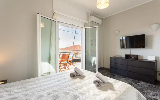 Sunset Serenity - Kardamili Seaside Getaway