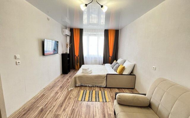 Ростов Посуточно на улице Андреева 6