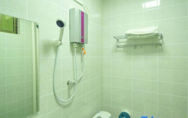 Haikou youyuan business apartment