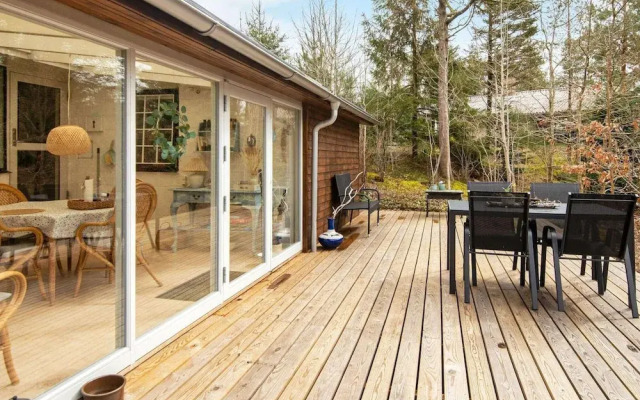 2 Person Holiday Home in Hemmet-by Traum