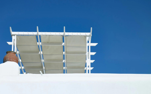 Folegandros Apartments