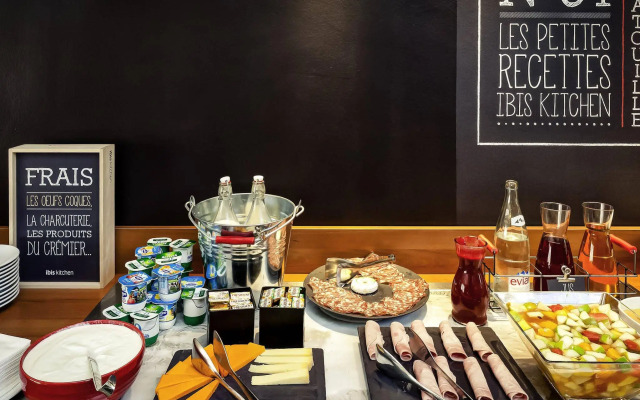 ibis Macon Sud Crêches