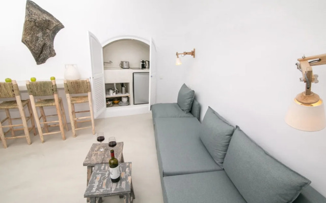 Opsis Cave House
