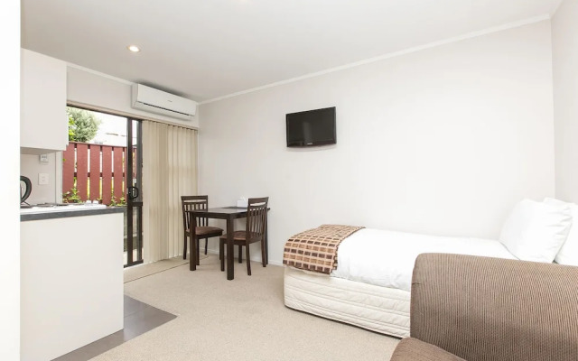 Parkview Motor Inn, Pukekohe