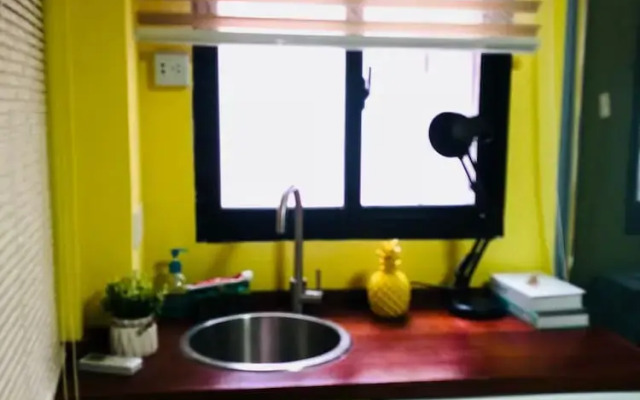 Hard Candy Apartment No.16