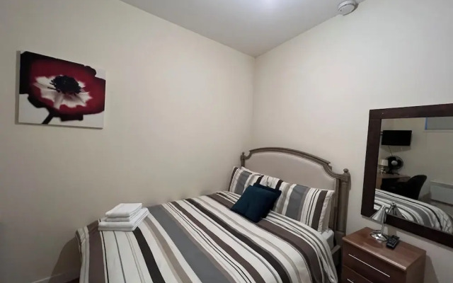 Charming 2-bedrooms City Centre Apartment-no Party