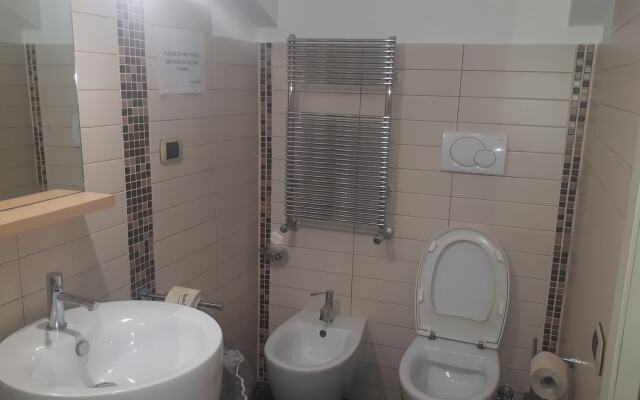 Seven Hostel