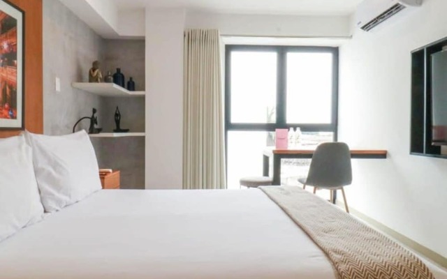 w Bright 1BR w AC in Barranco