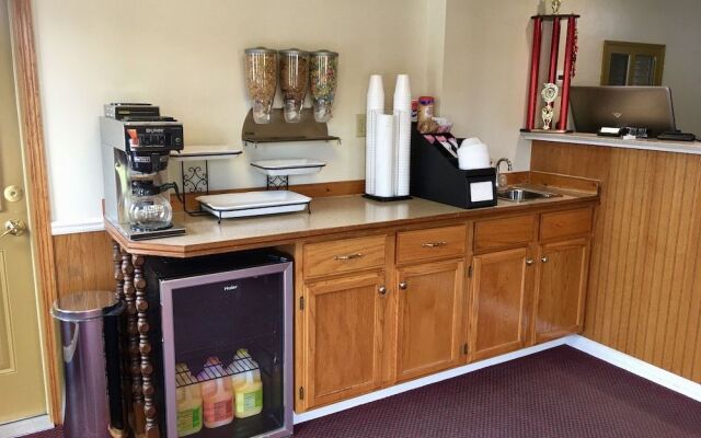 Kingsway Inn