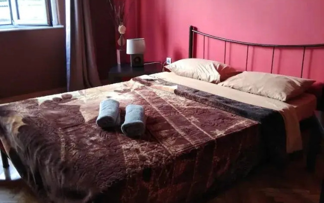 Victoria Metro Residence