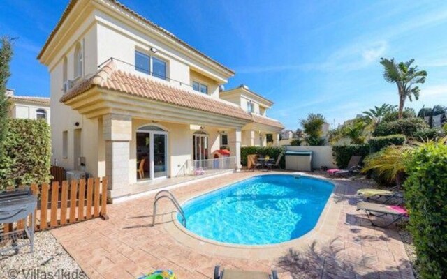 Villa Dorothy