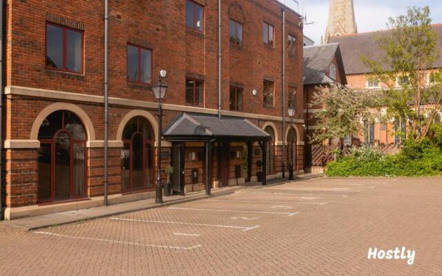 Wesley Gate Apartments - Building 3, by Hostly