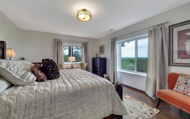 Harbor View Getaway