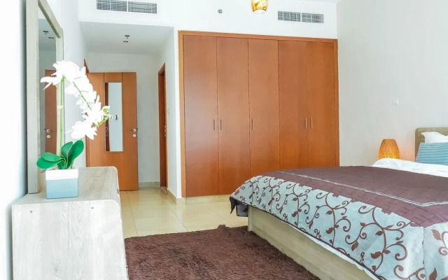 SuperHost- Premium 1BR with Partial Marina View