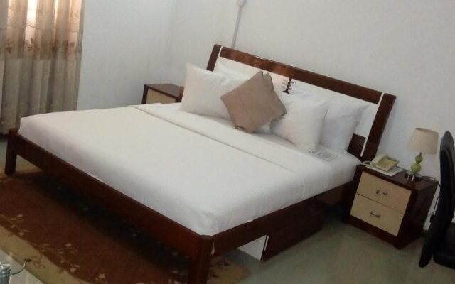 Eastoment Hotel