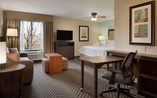 Homewood Suites by Hilton Kalamazoo-Portage