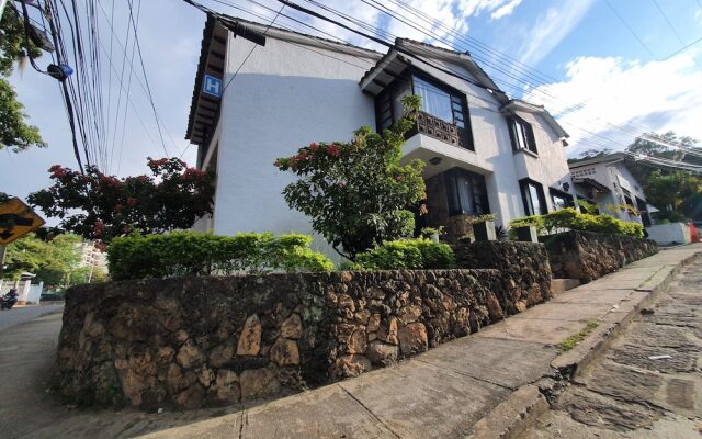 Green Door Boutique - Hostel