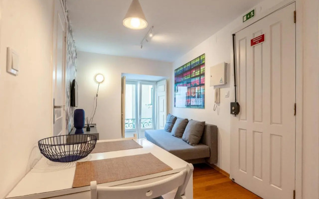 Contemporary Apartment in Chiado 3