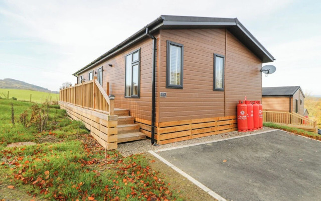 Seren Lodge