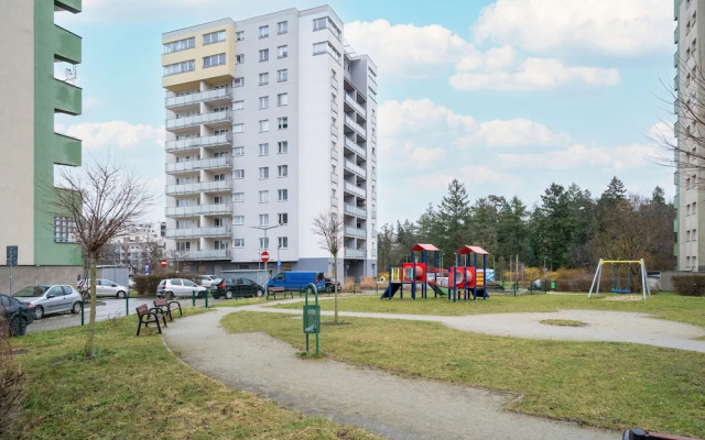 Apartment by Park in Wroclaw by Renters