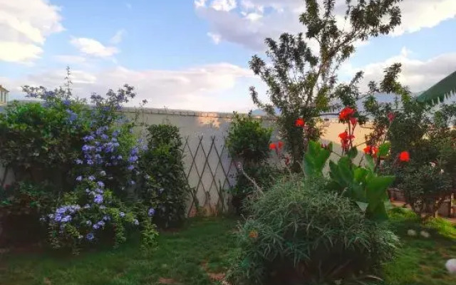 Sanqiu Country House in Dali