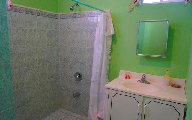 See Belize Sea View BAY Studio