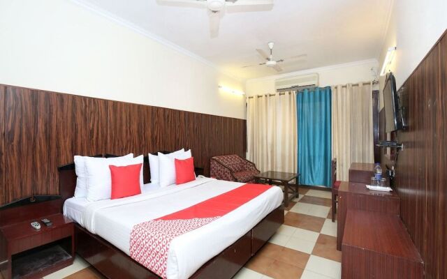 OYO 2690 Hotel Oscar Regency